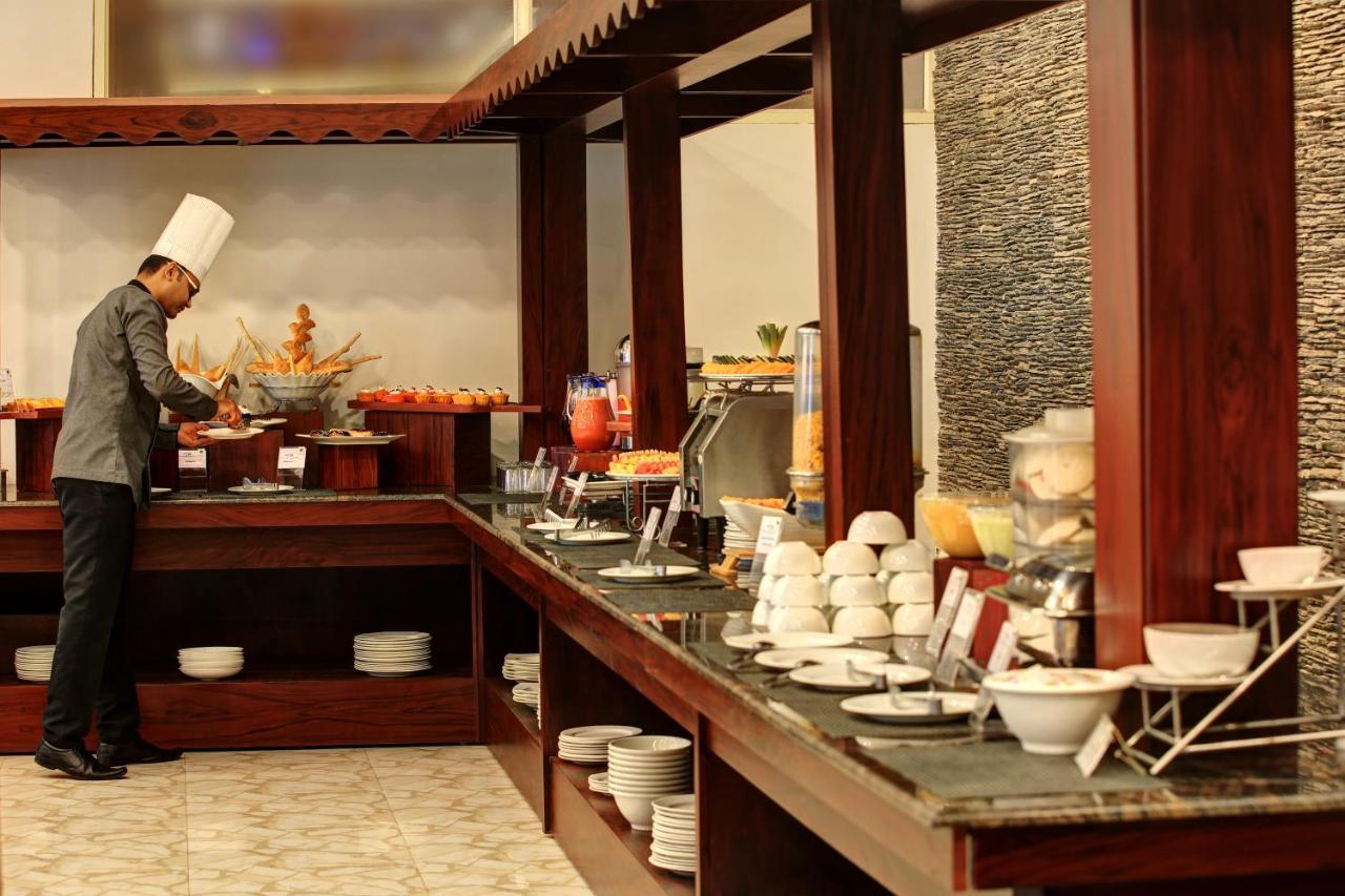 Gokulam Grand Resort & Spa, Coorg Kushalanagar Bagian luar foto