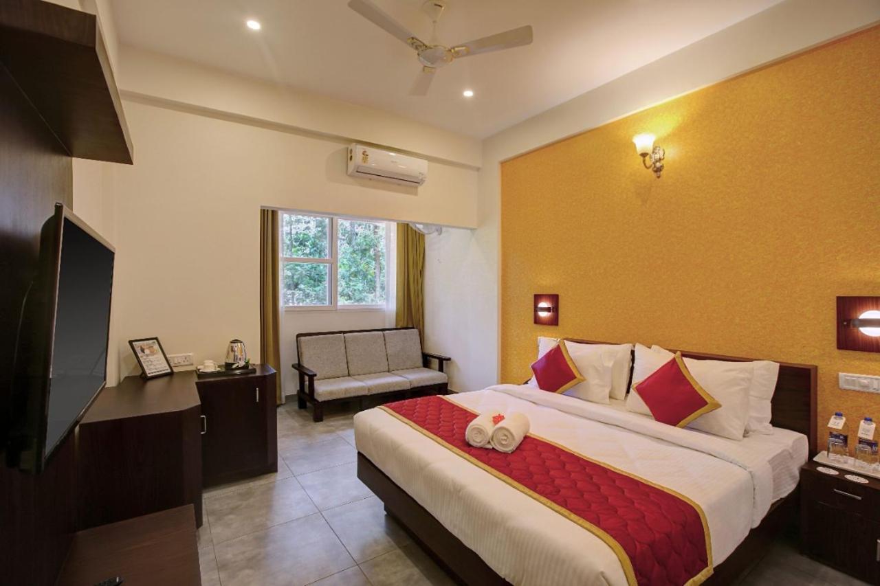 Gokulam Grand Resort & Spa, Coorg Kushalanagar Bagian luar foto