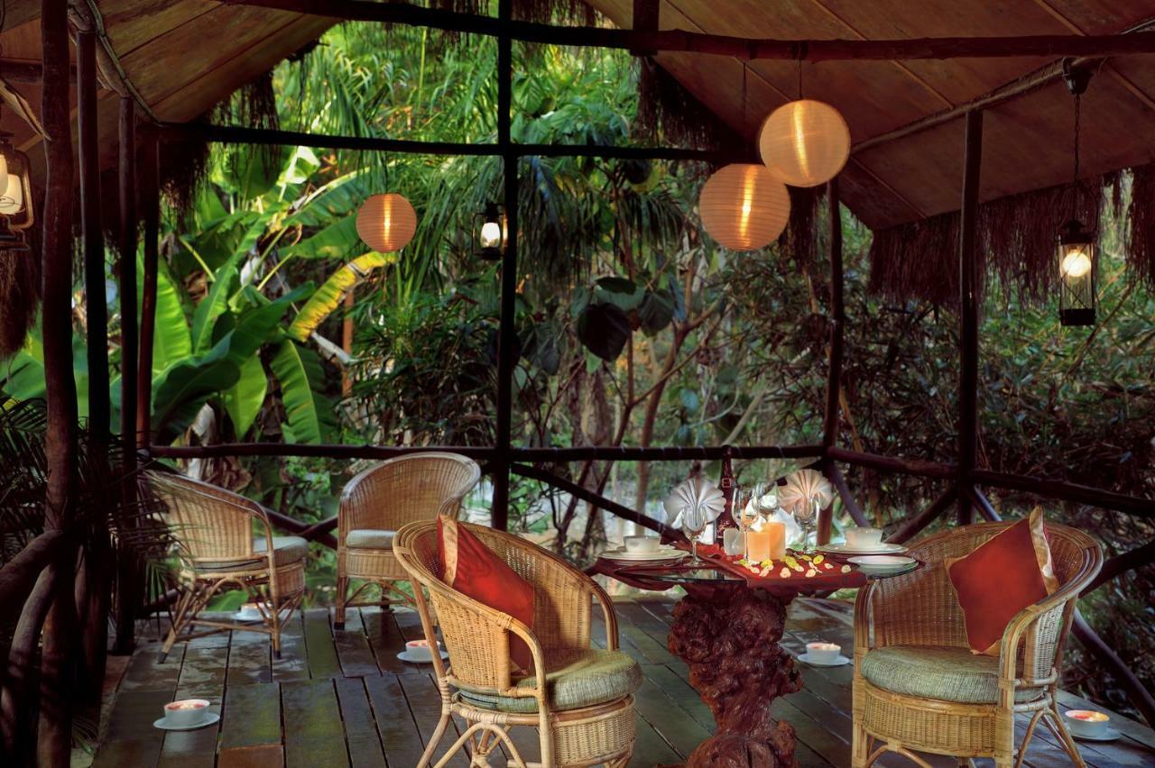 Gokulam Grand Resort & Spa, Coorg Kushalanagar Bagian luar foto