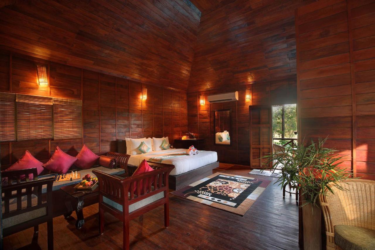 Gokulam Grand Resort & Spa, Coorg Kushalanagar Bagian luar foto
