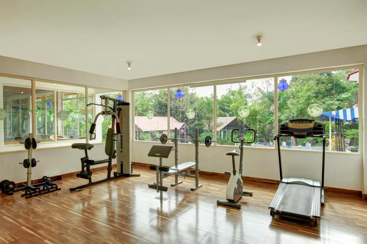 Gokulam Grand Resort & Spa, Coorg Kushalanagar Bagian luar foto