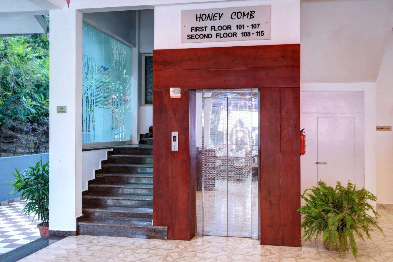 Gokulam Grand Resort & Spa, Coorg Kushalanagar Bagian luar foto